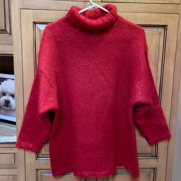 Womens mohair red sweater - Picture 1 of 4